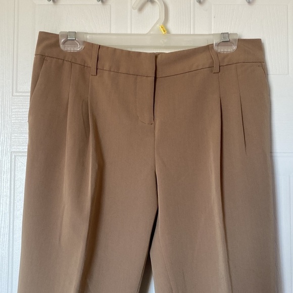 Classic Workwear Forever 21 Tailored Pants Preppy Neutral Trousers M Office Chic - Picture 2 of 12